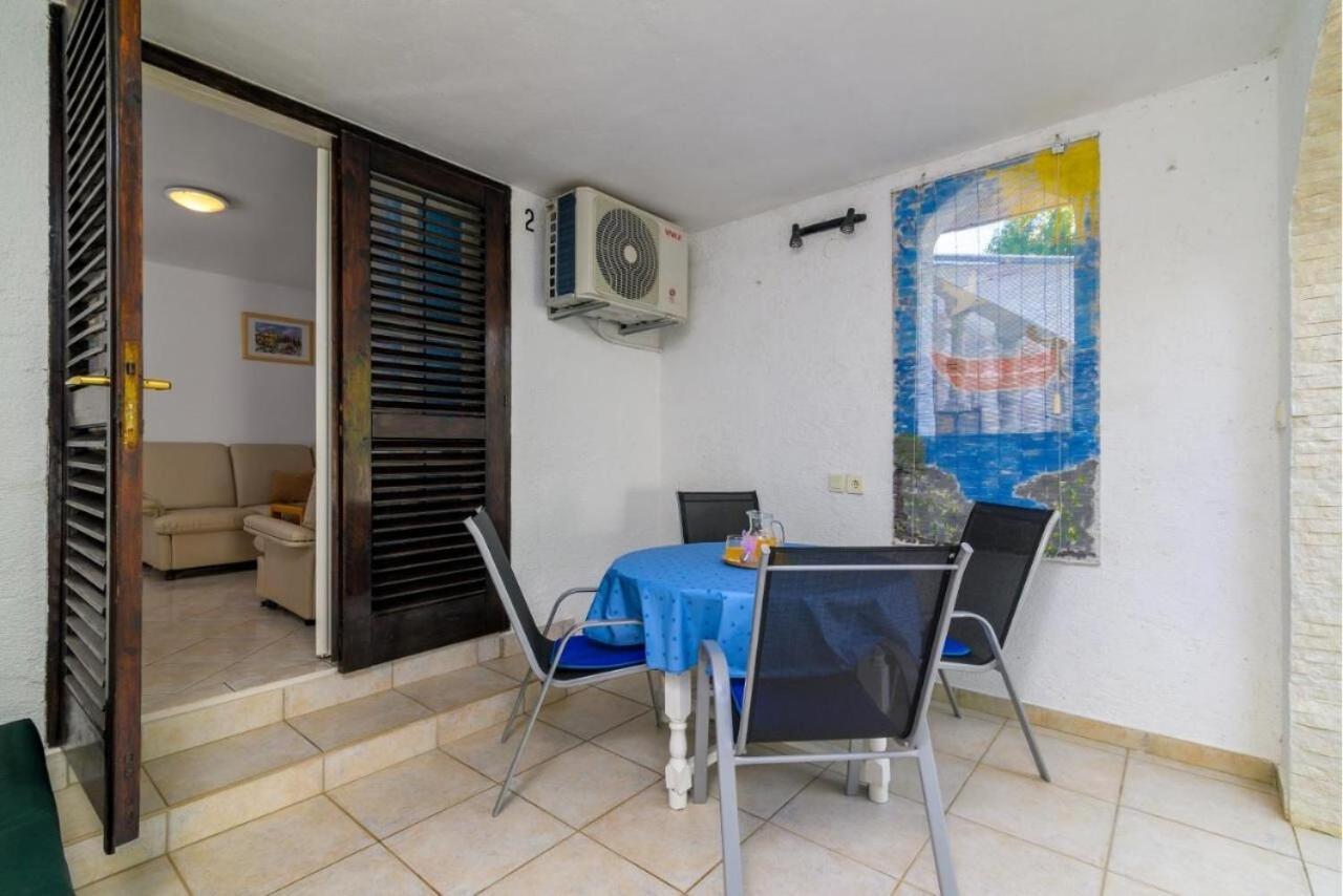 Apartments Katrina Rakalj Kültér fotó